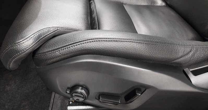 Volvo XC 60 cena 187900 przebieg: 32564, rok produkcji 2023 z Aleksandrów Łódzki małe 529